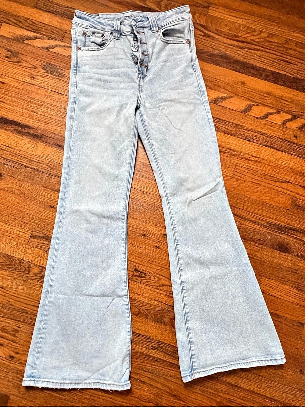 American Eagle Short Court Cord Flare Jeans in Blue Size Medium (8)